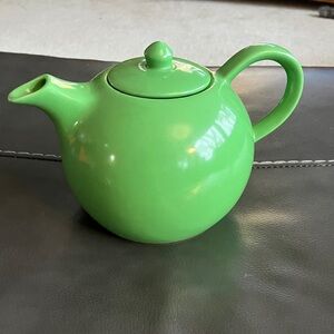 Lovely Green Oxford Ware USA Vintage Teapot